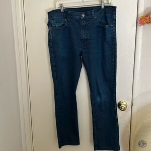 Levi’s 511 women’s 36x30 straight leg jeans in medium blue wash